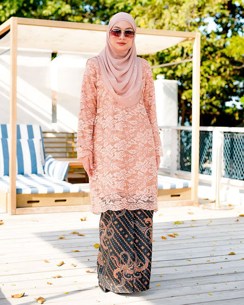 Kurung Lace Batik Aila