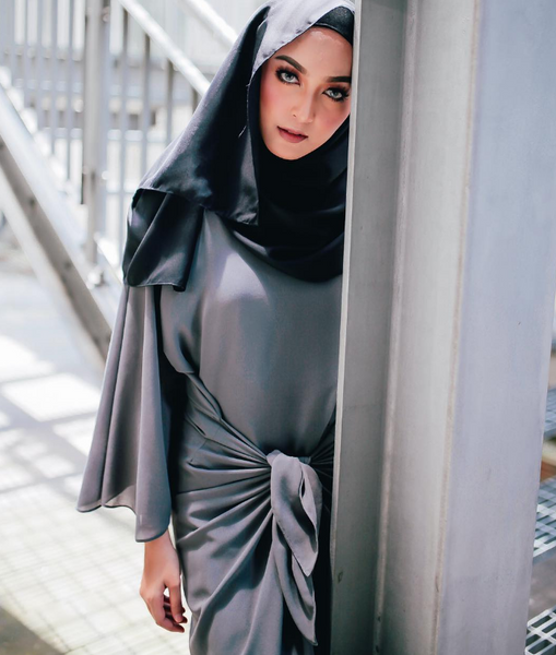 Pario Dress