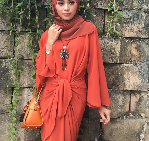 Pario Dress